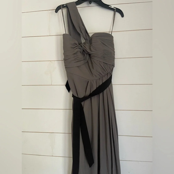 White by Vera Wang Size 6 Women Evening Maxi Dress Twisted Front W/Sash - Picture 3 of 11